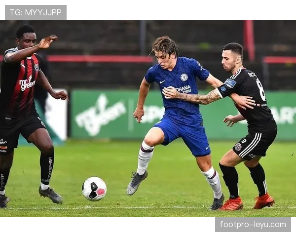 乔什·布朗森本赛季在英超表现稳健,状态持续提升 乔什·布朗森本赛季在英超表现稳健,状态持续提升