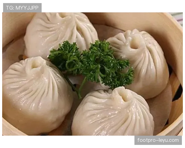 陆光祖私下竟然这么讲究，连早餐都比我这月工资贵…